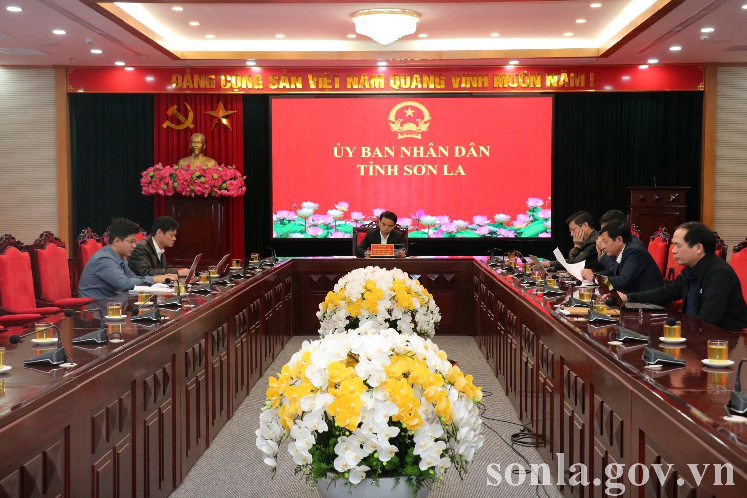 anh tin bai